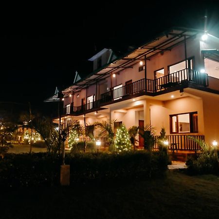 Corbett Nature Walk Resort Рамнаґар Екстер'єр фото