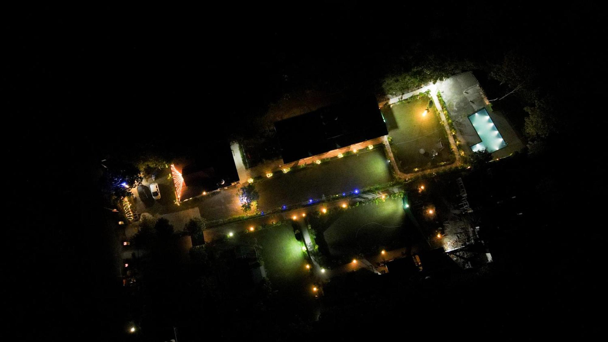 Corbett Nature Walk Resort Рамнаґар Екстер'єр фото