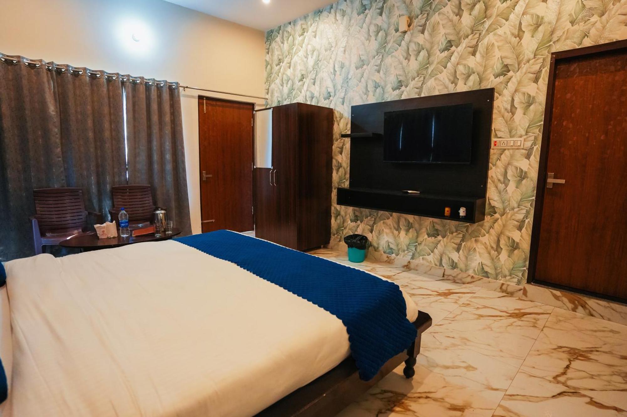 Corbett Nature Walk Resort Рамнаґар Екстер'єр фото